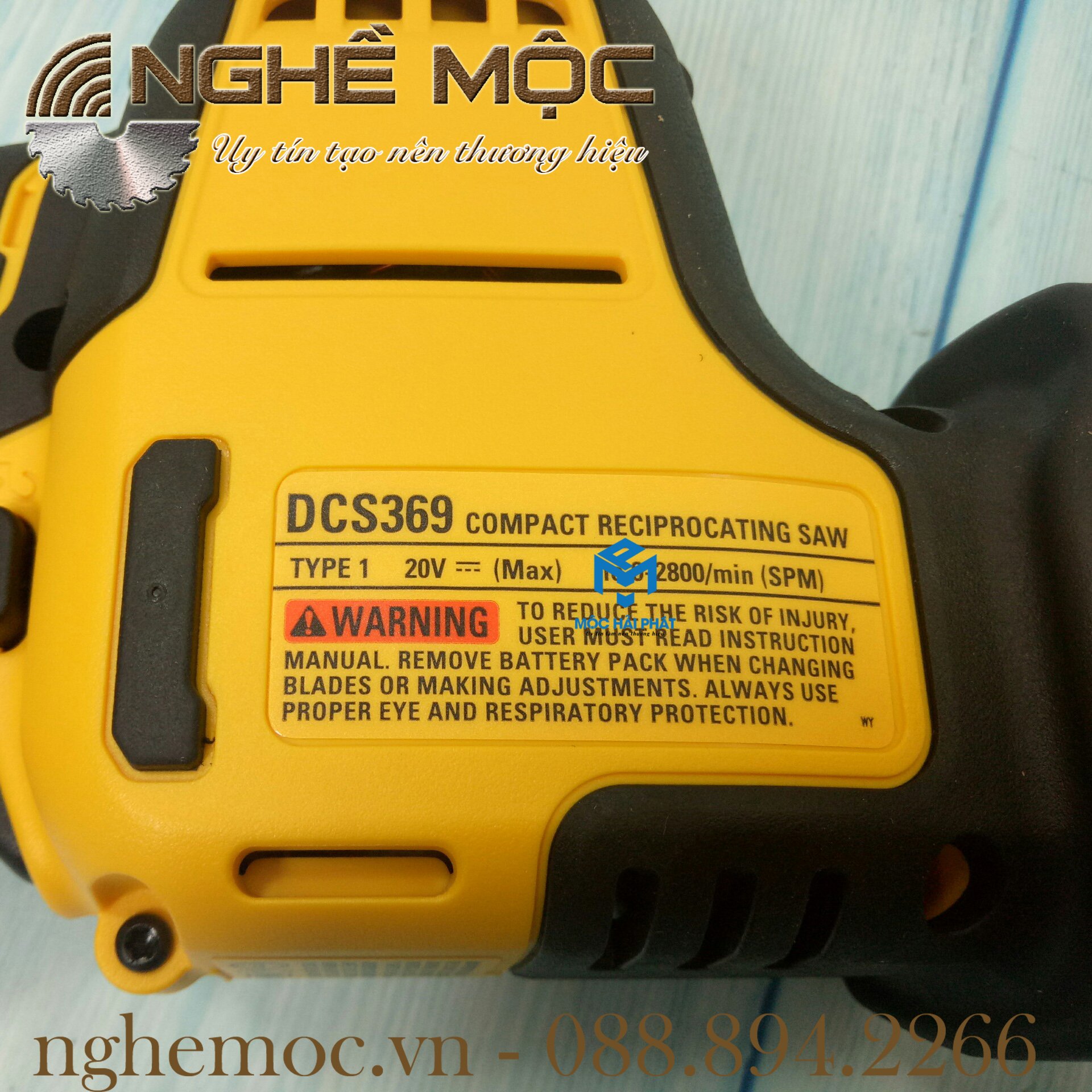 Dewalt DCS369 Máy cưa kiếm pin cầm tay