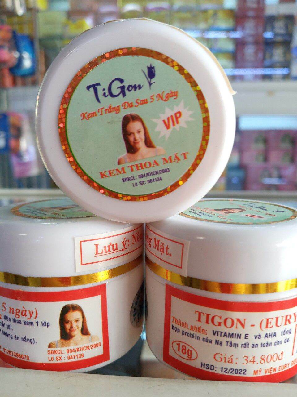 KEM TIGON DƯỠNG TRẮNG DA MẶT 18G