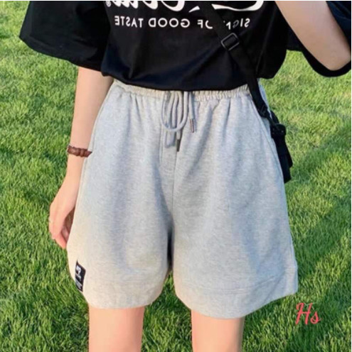 Quần đùi lô gô gấu HSU1