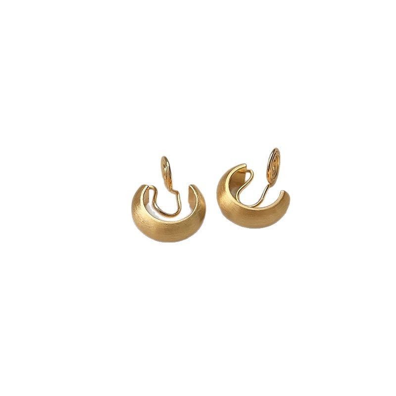 New%202025%20Retro%20Gold%20Frosted%20C%20Shape%20Ear%20Clip%20Earrings%20for%20Women%20Trendy%20Jewelry%20Accessories%20-%20Image%207