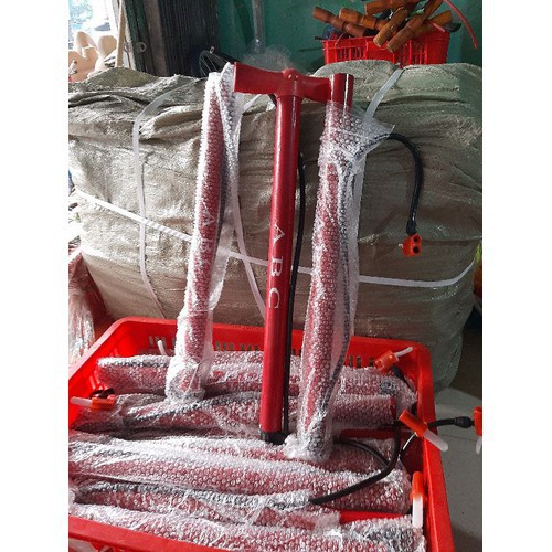 Bơm xe đạp, xe máy cầm tay tiện dụng
