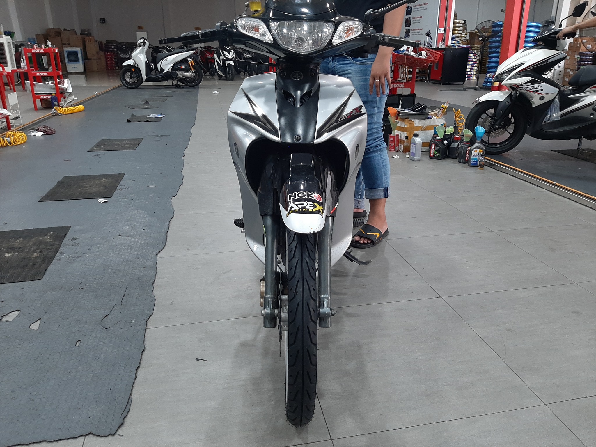 Vỏ Michelin 60/90-17 Pilot Street 2 (220046)