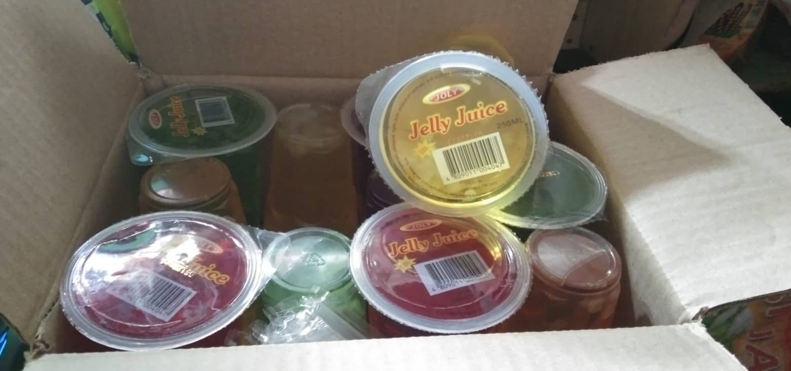 {{SKY}} Jelly Juice and Fruit Ice Candy Assorted Flavored 12 Cups 250ml