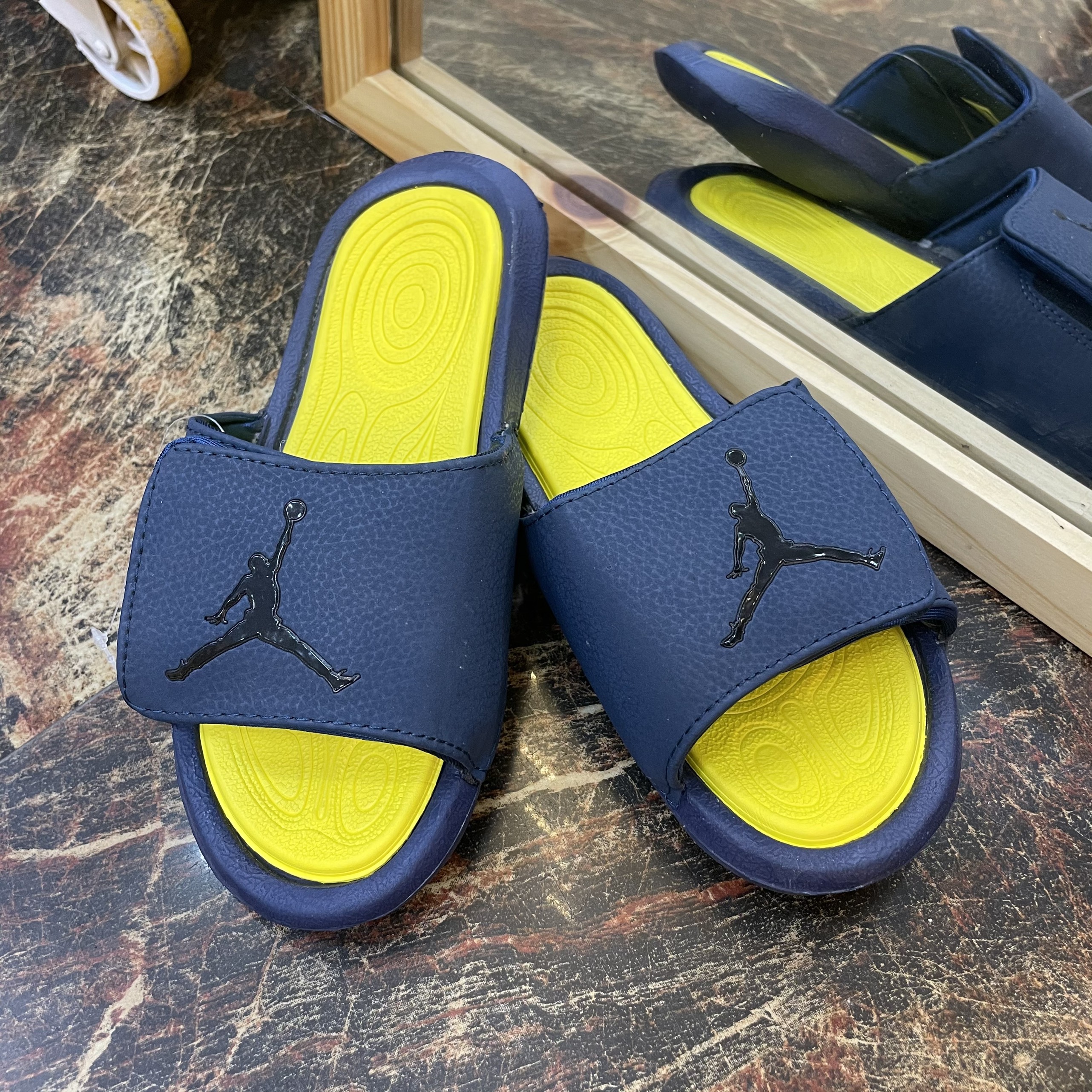 Dép bóng rổ JORDAN size nam nữ FULL BOX