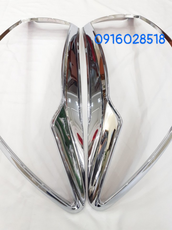 Ốp viền đèn pha toyota fortuner 2008-2011 mạ crom