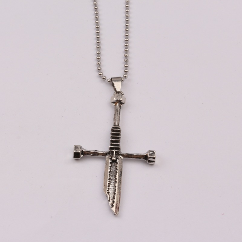%E3%80%90Clearance%20Markdowns%E3%80%91Vintage%20Aragorn%20Broken%20Sword%20Necklace%20Trendy%20Men's%20Personalized%20Hip-Hop%20Distressed%20Broken%20Sword%20Cross%20Pendant%20Men%20-%20Image%203