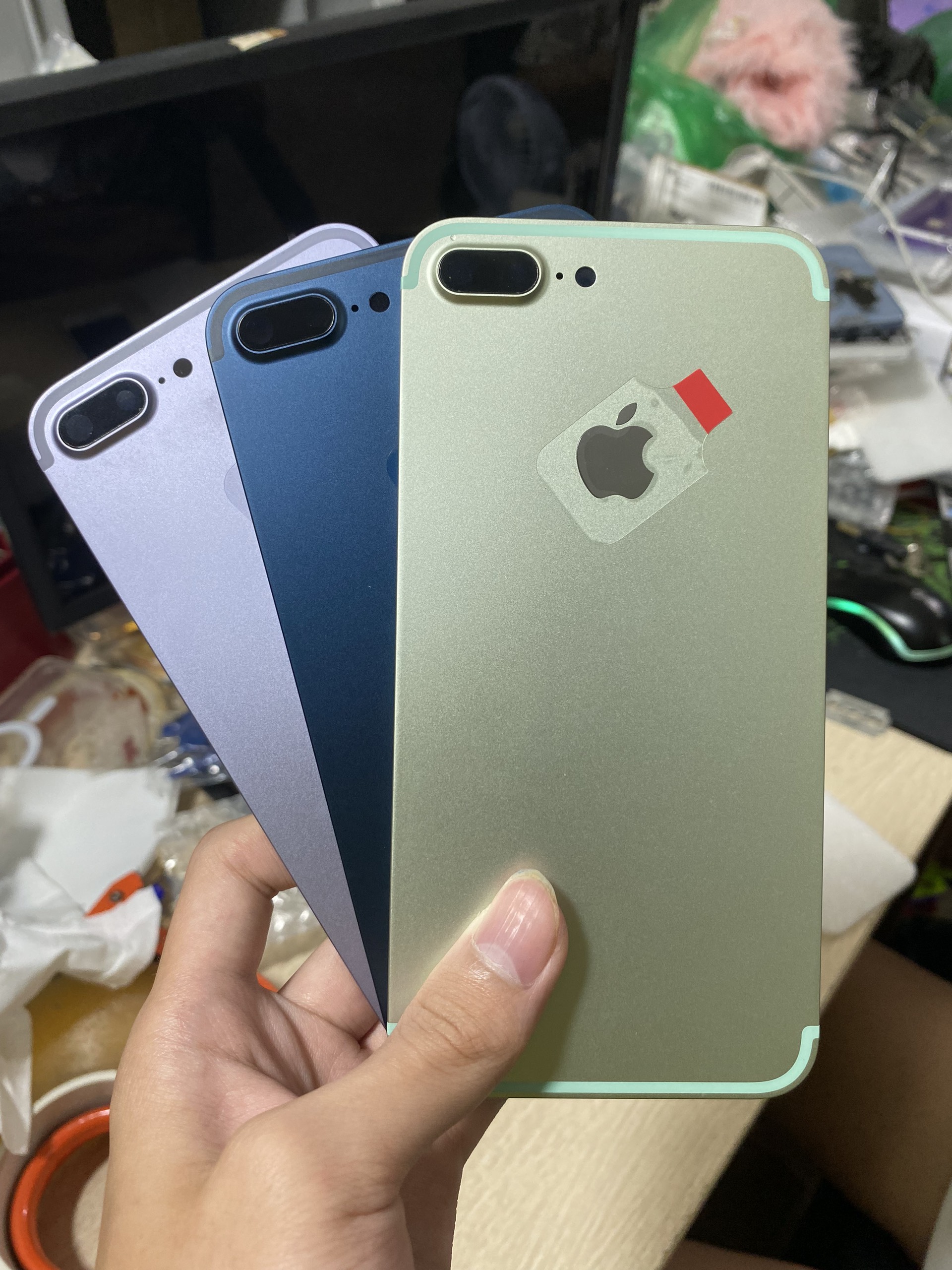 Vỏ ip7 plus vuông cạnh kèm phím nút khay sim