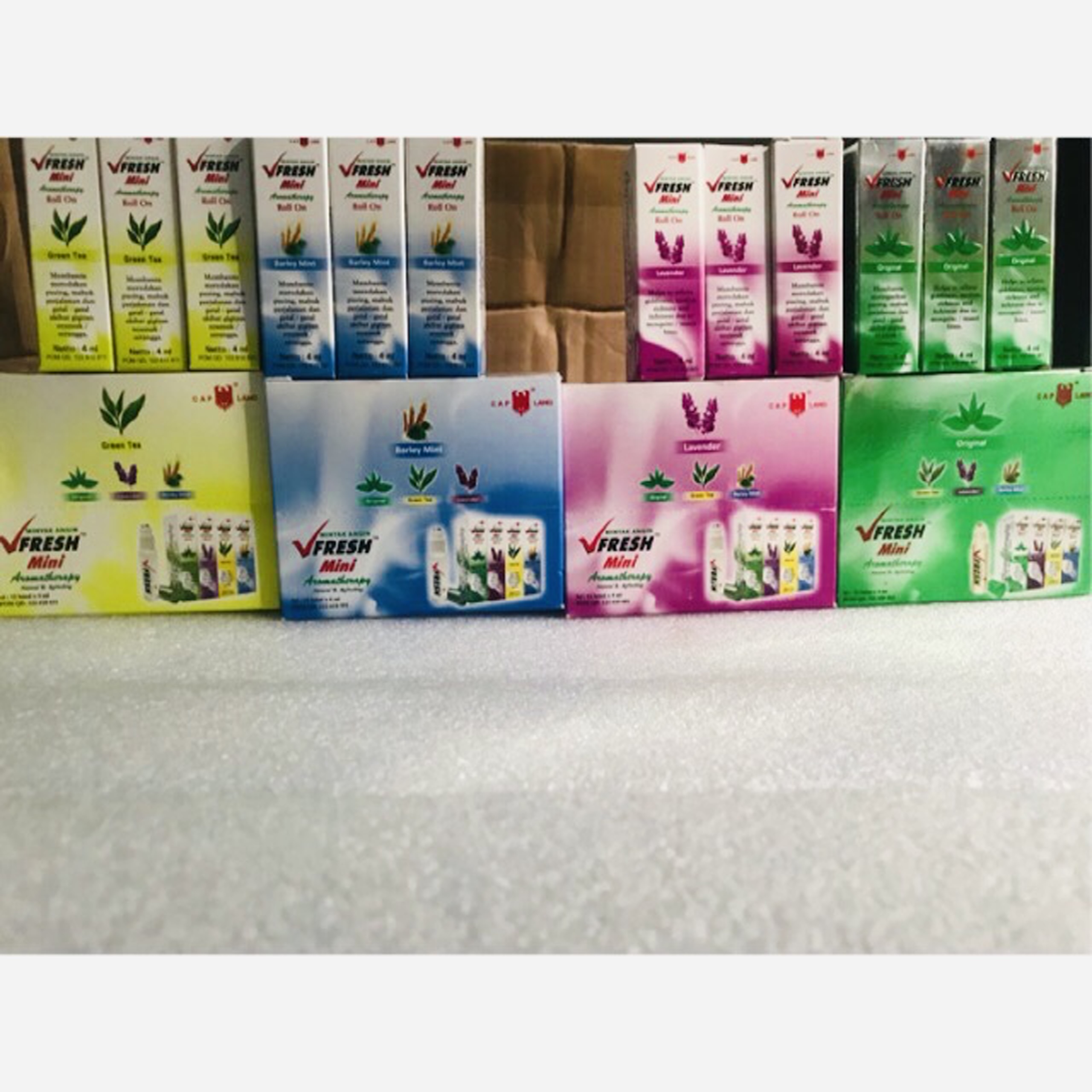 [HCM]Dầu lăn thảo dược Vfresh 4ml