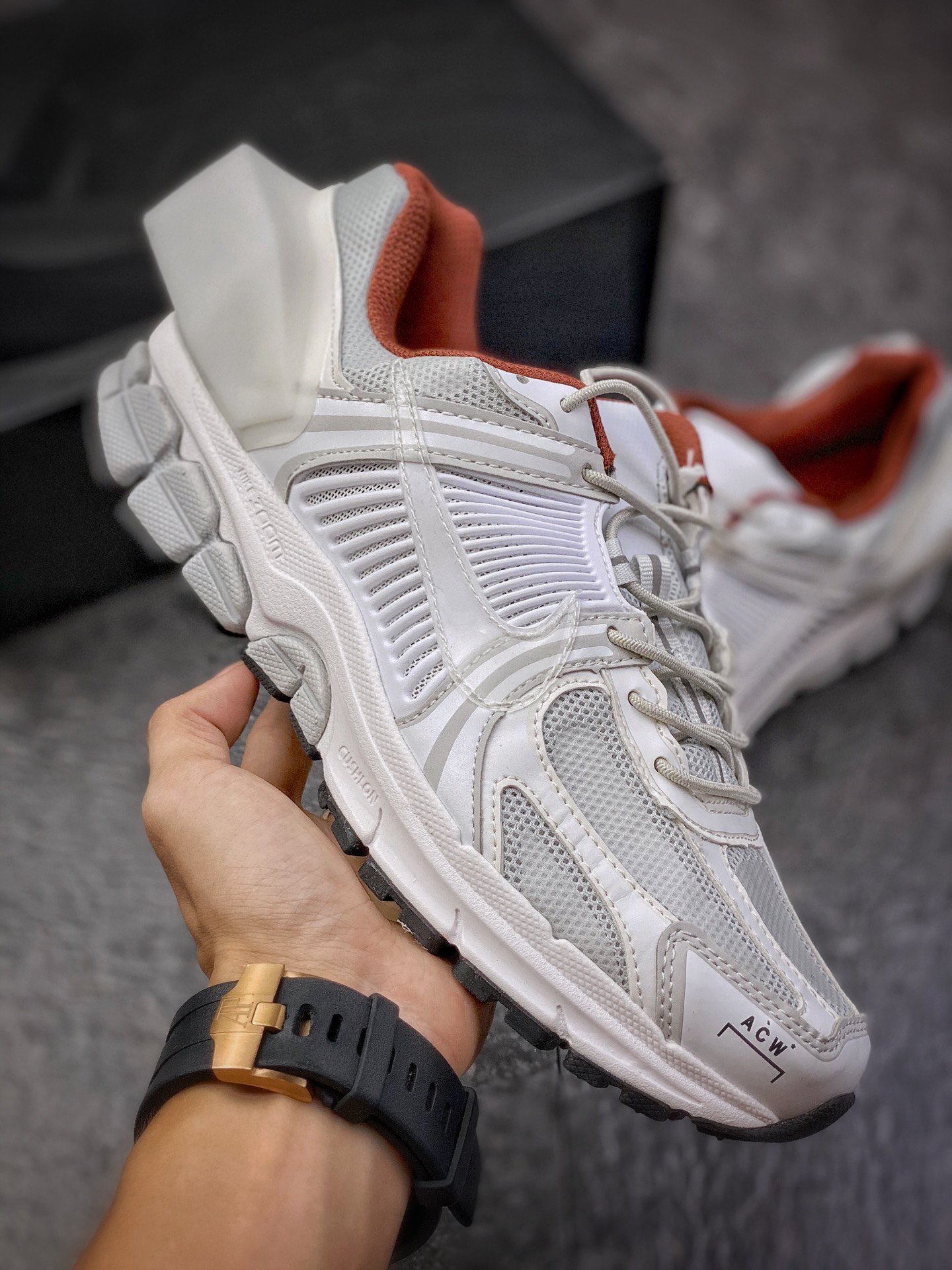 nike zoom vomero 5 acw