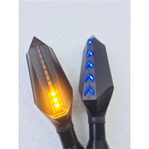 Đèn xin nhan xmen ( giá một đôi) - led đuổi