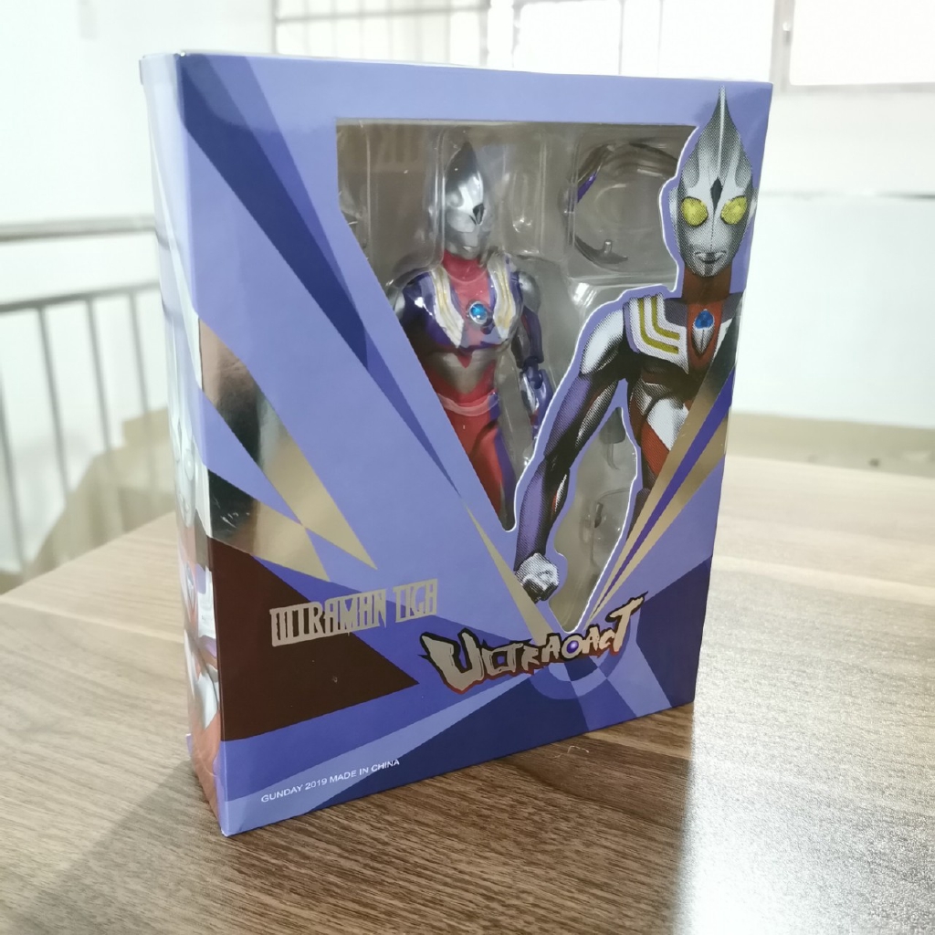 Đồ chơi mô hình Ultraman Tiga Zero Geed