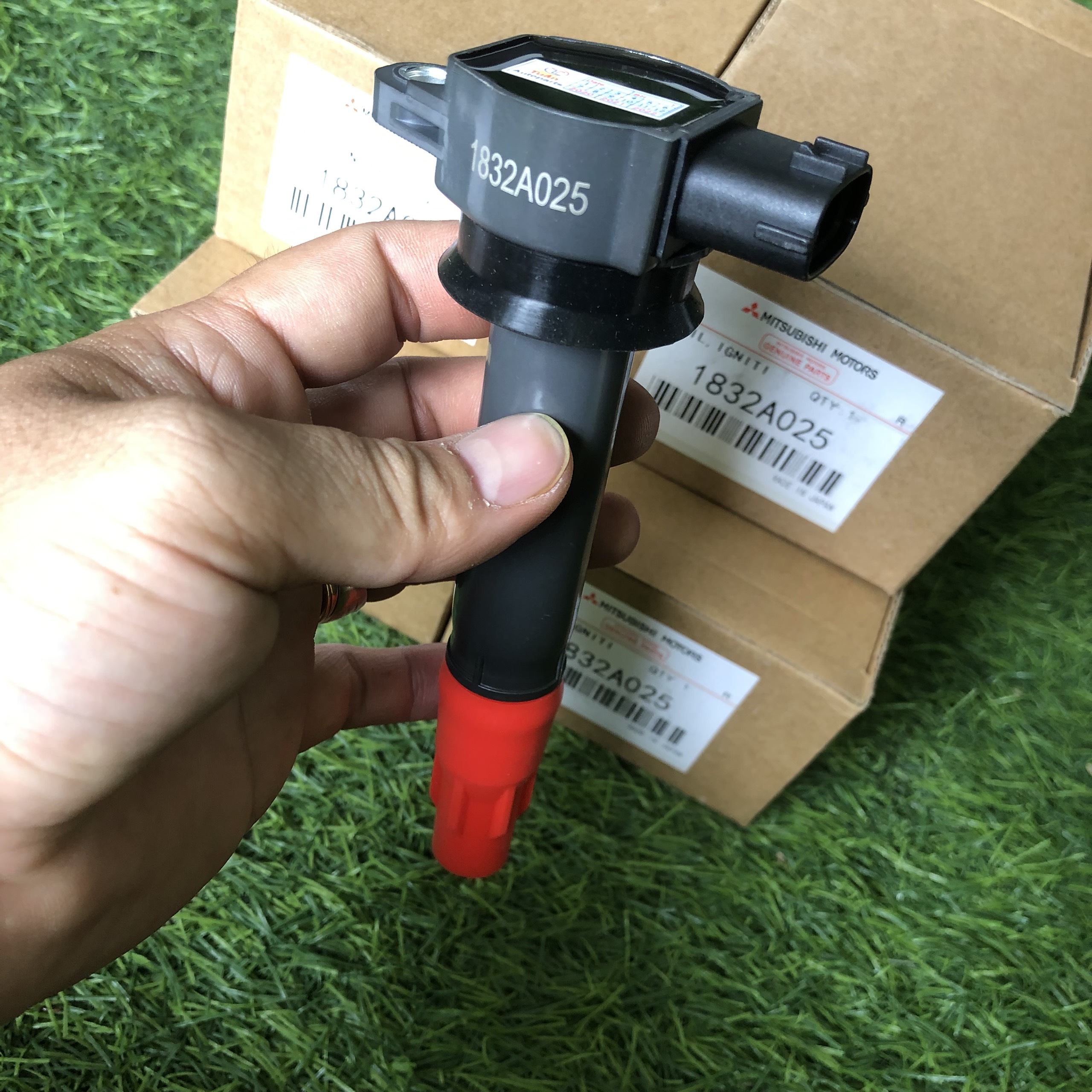 HÀNG XỊN MOBIN ĐÁNH LỬA MITSUBISHI ZINGER/ OUTLANDER/ LANCER ASAKI JAPAN