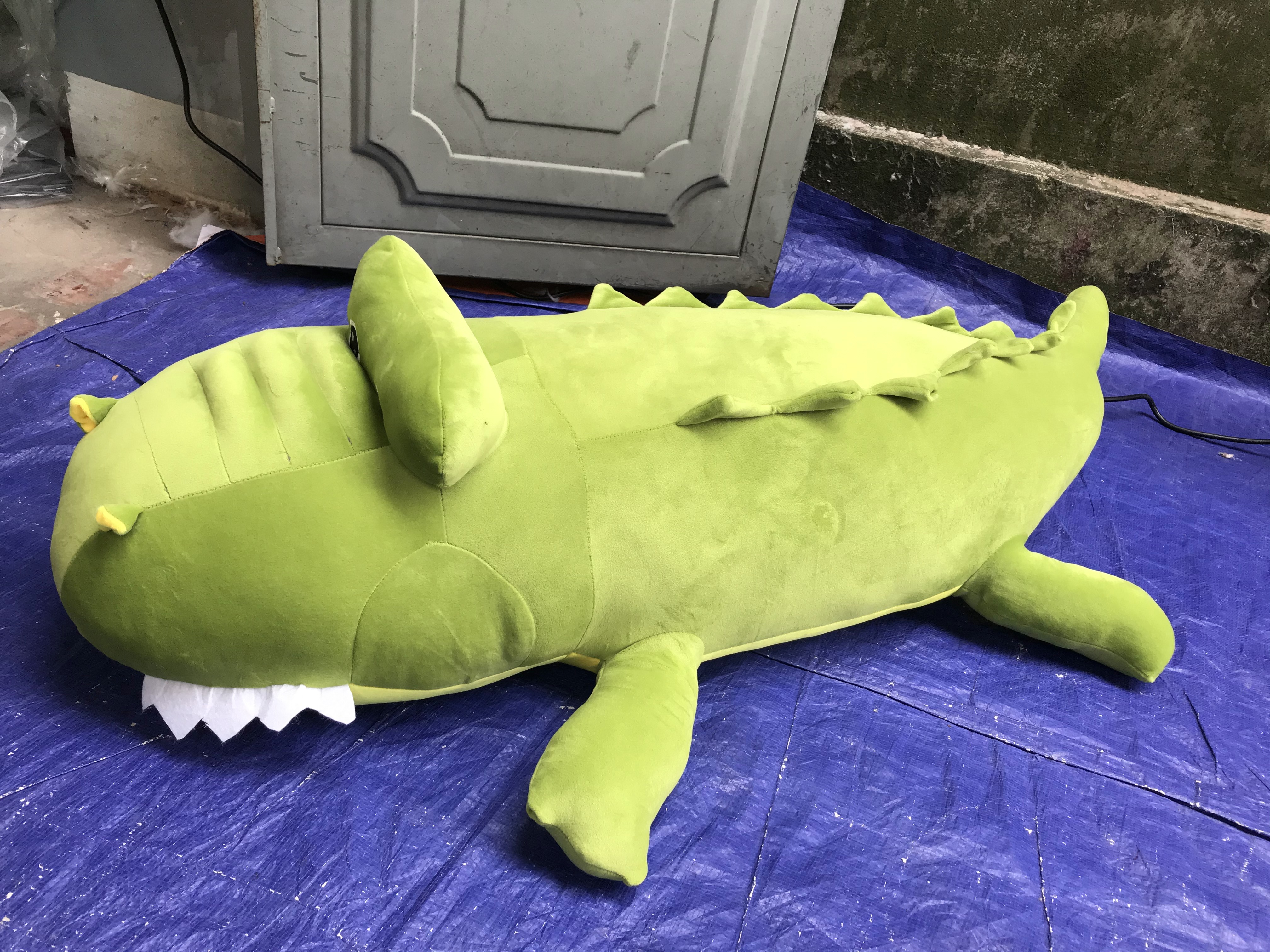 Gấu bông cá sấu răng