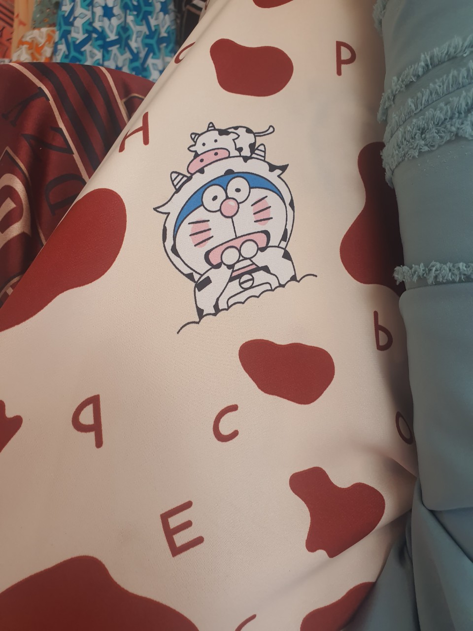 vải mango họa tiết loang bò siêu cute