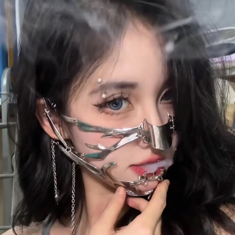 Punk%20Alien%20Decent%20Nose%20Mechanical%20Mask%20Cosplay%20Chin%20Gothic%20Masks%20Metal%20Face%20Wearing%20Halloween%20Masquerade%20Party%20Accessories%20CVFHHH%20-%20Image%203