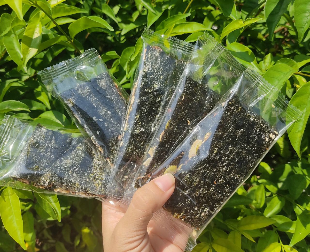 500g Rong biển kẹp hạt dinh dưỡng - đóng gói từng thanh - đồ ăn vặt - snack rong biển