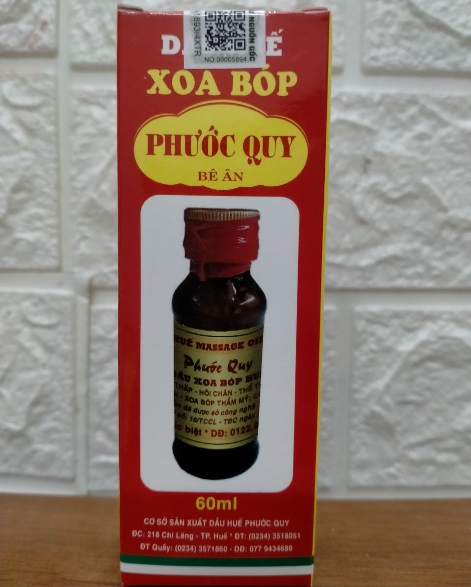 Dầu xoa bóp massage Huế Phước Quy ( chính hãng  60ml , loại có hộp đặc biệt )