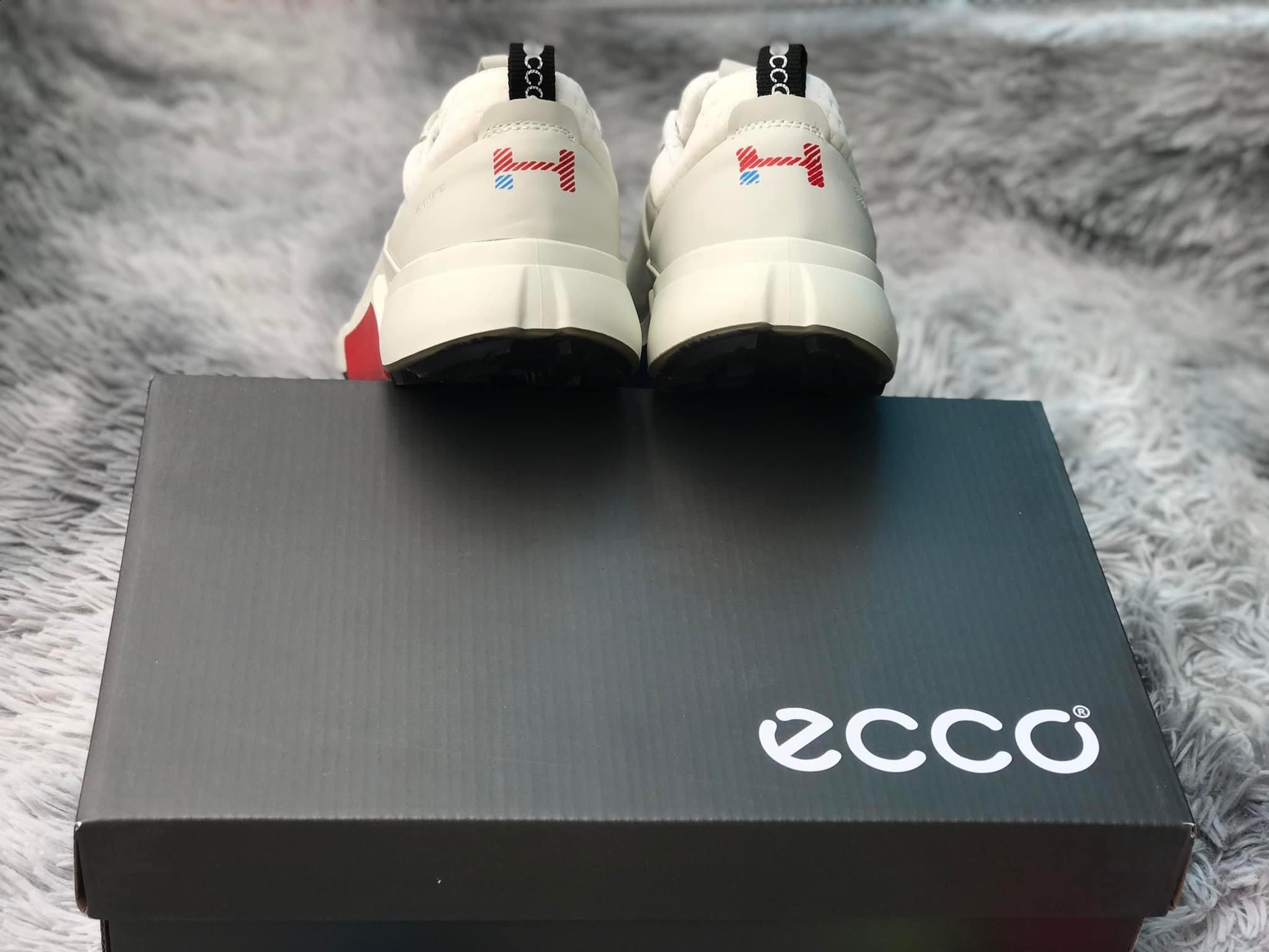 Giày Golf Ecco  Biom H4 Boa - nút vặn tiện lợi .