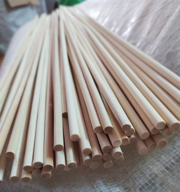 20 Que tre tròn dài 80cm đường kính 5mm