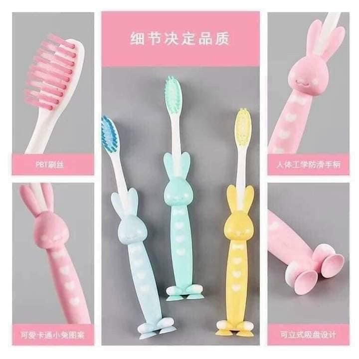 Sét 4 bàn chải đánh răng cho bé
