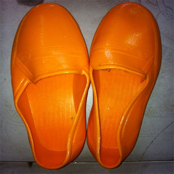 Giầy Xây/ Sục Cao Su Vàng/Đen