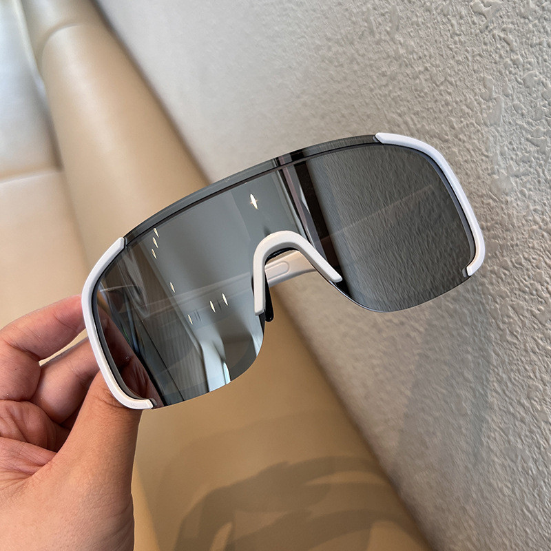 New%20Outdoor%20Sports%20Cycling%20Windproof%20Sunshade%20Sunglasses%20Colorful%20Men%20Women%20Night%20Riding%20Color-changing%20Glasses%20Sunglasses%20-%20Image%209