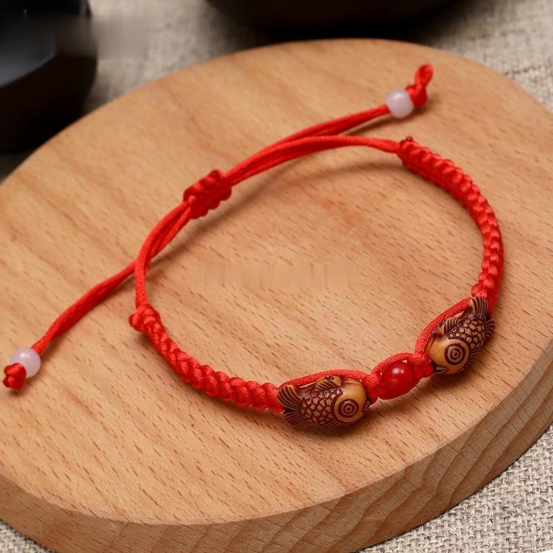 Vòng Tay Chỉ Đỏ Con Cá May Mắn Siêu Rẻ