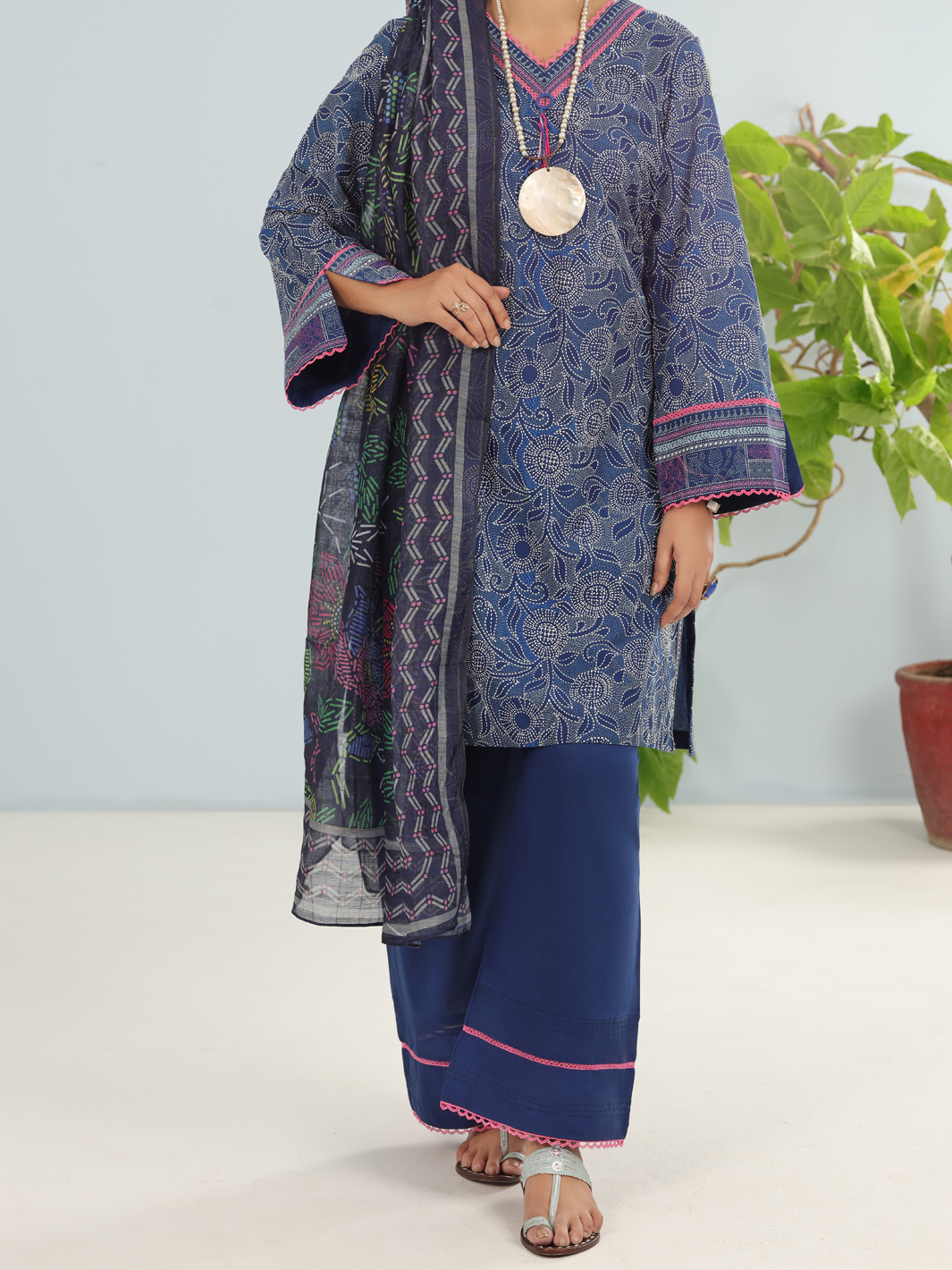 Almirah Women Stitched 3 Piece ALP-3PS-1899/S FB-1899A | Daraz.pk