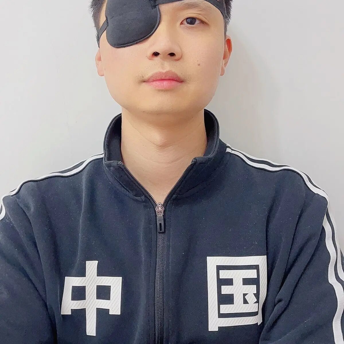 【Hot demand】 Attack On Titan Hange Zoe Cosplay Eyeglasses Eye Glasses Eye Patch Halloween Cosplay Costume Accessory.