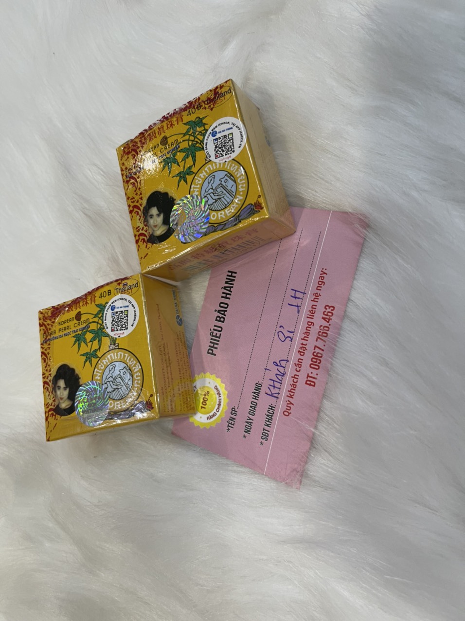 Hai hộp kem sâm vàng 2 tem