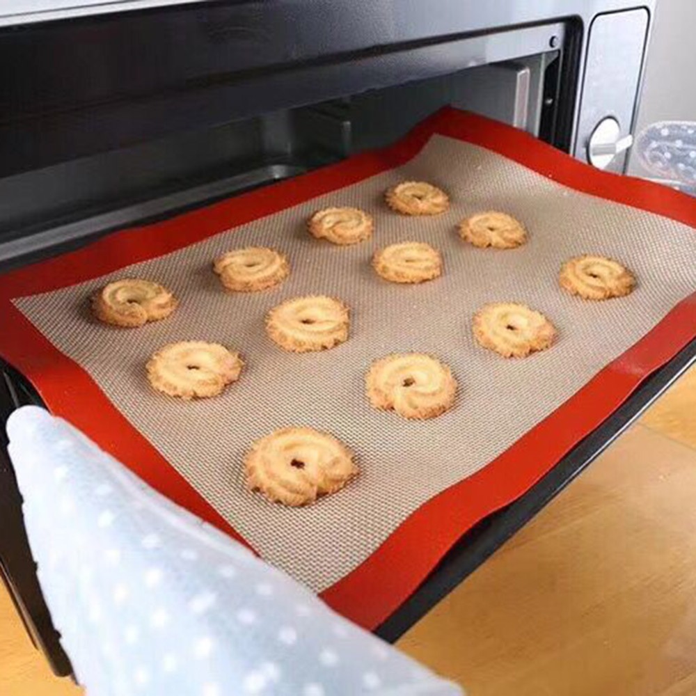 Heat Resistant silicone mat for oven Baking Mat For Cookie /Bread/ /Biscuit/Puff/Eclair Perforated Silicone Nonstick Mat Tool