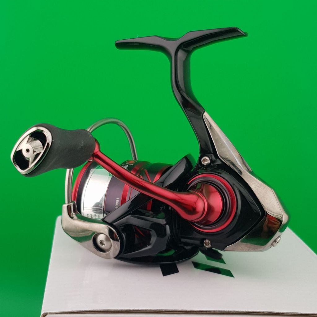 DAIWA GEKKABIJIN MX LT 2000S-P Spinning Fishing Reel Long Cast
