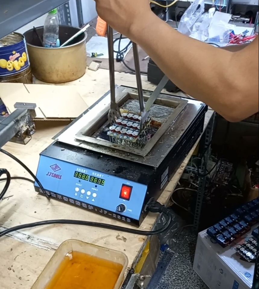 mạch cản 2 sò  1600w cản điện 220v ra 100v