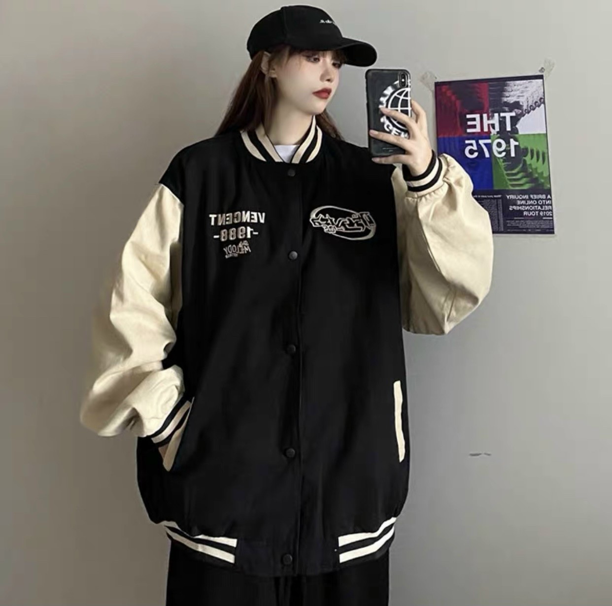 Áo Khoác Dù Bomber 2 Lớp Cúc Bấm Phối Tay ,Hình Thêu Chữ ,Kiểu Dáng Cực Teen Hot Trend UT