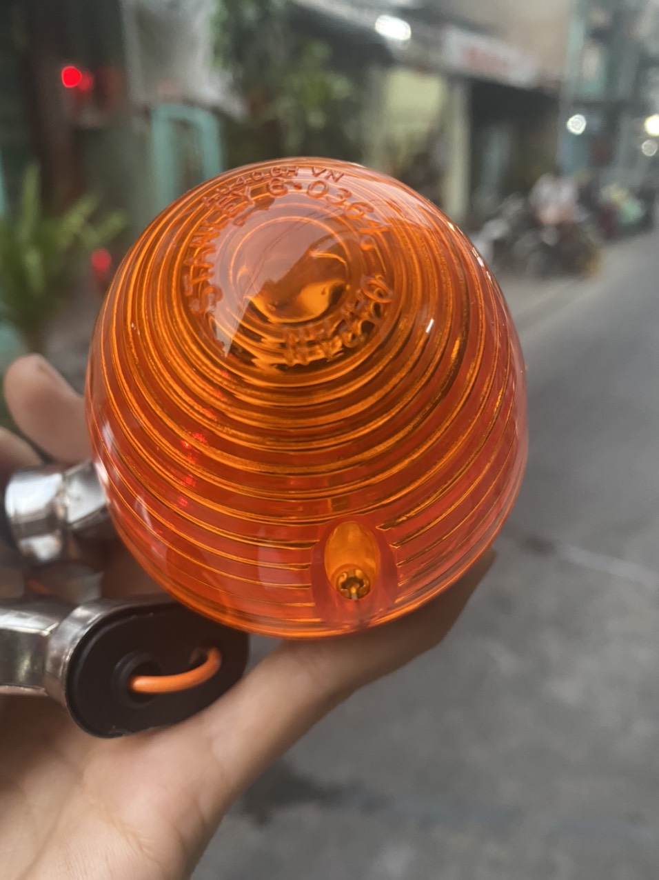 CẶP XI NHAN TRƯỚC - SAU XE 67 ( HÀNG ĐẸP )