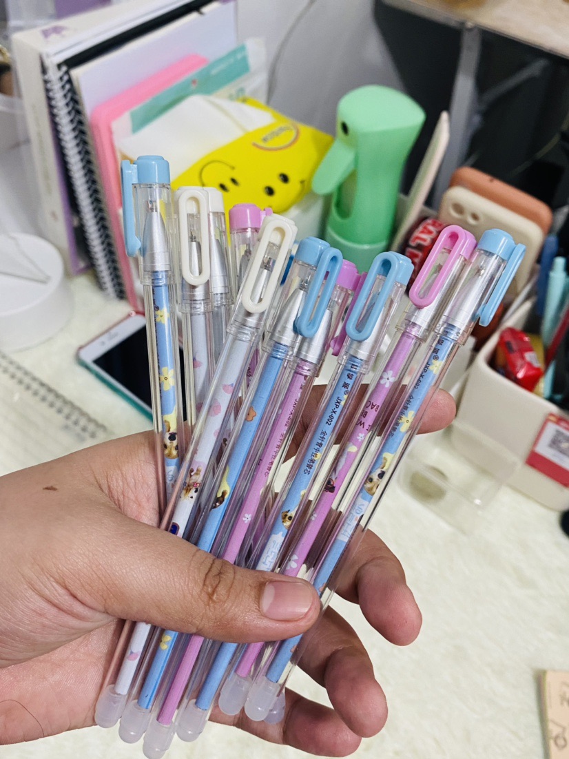 Magic Ball pen / Erasable Ballpen Eraser and Ball Pen Refill Rubbing