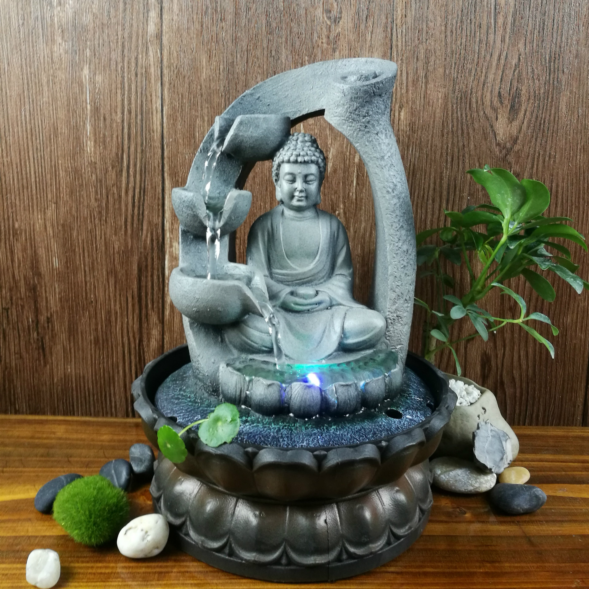 Thác nước phong thuỷ Phật