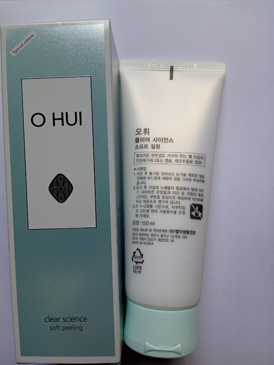[Date2025] Tẩy tế bào chết ohui Clear Science Soft Peeling full size 150ml