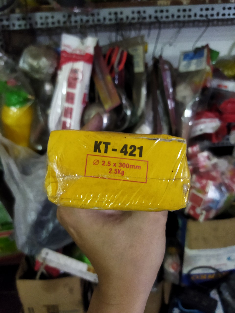 Que Hàn Sắt Kim Tín 2.5ly/ 3.2ly [BÁN KG] [BÁN nguyên BÓ]