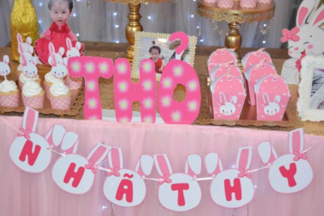 Chữ để bàn cho bé( 10k/ 1 ký tự)