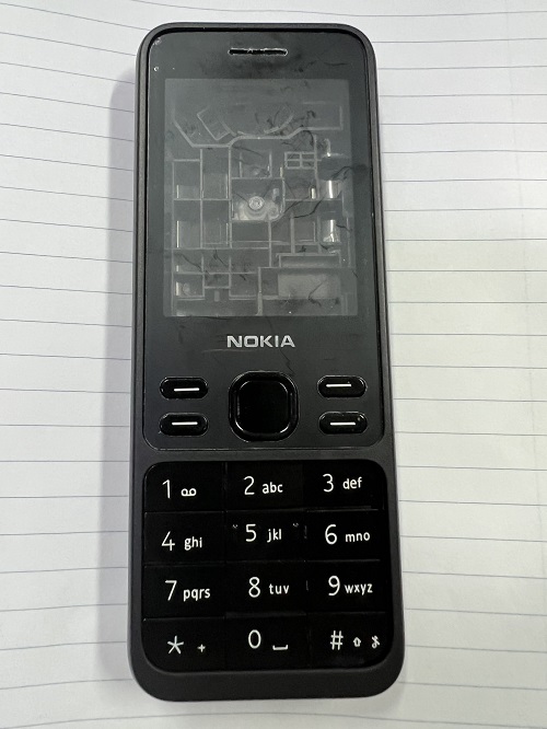 Vỏ điện thoại Nokia 150 (2020) có sườn có phím