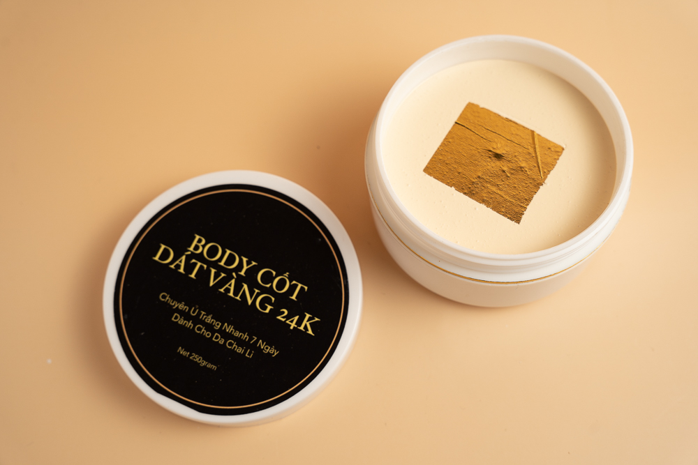 kem body cốt ủ dát vàng 24k 250gr
