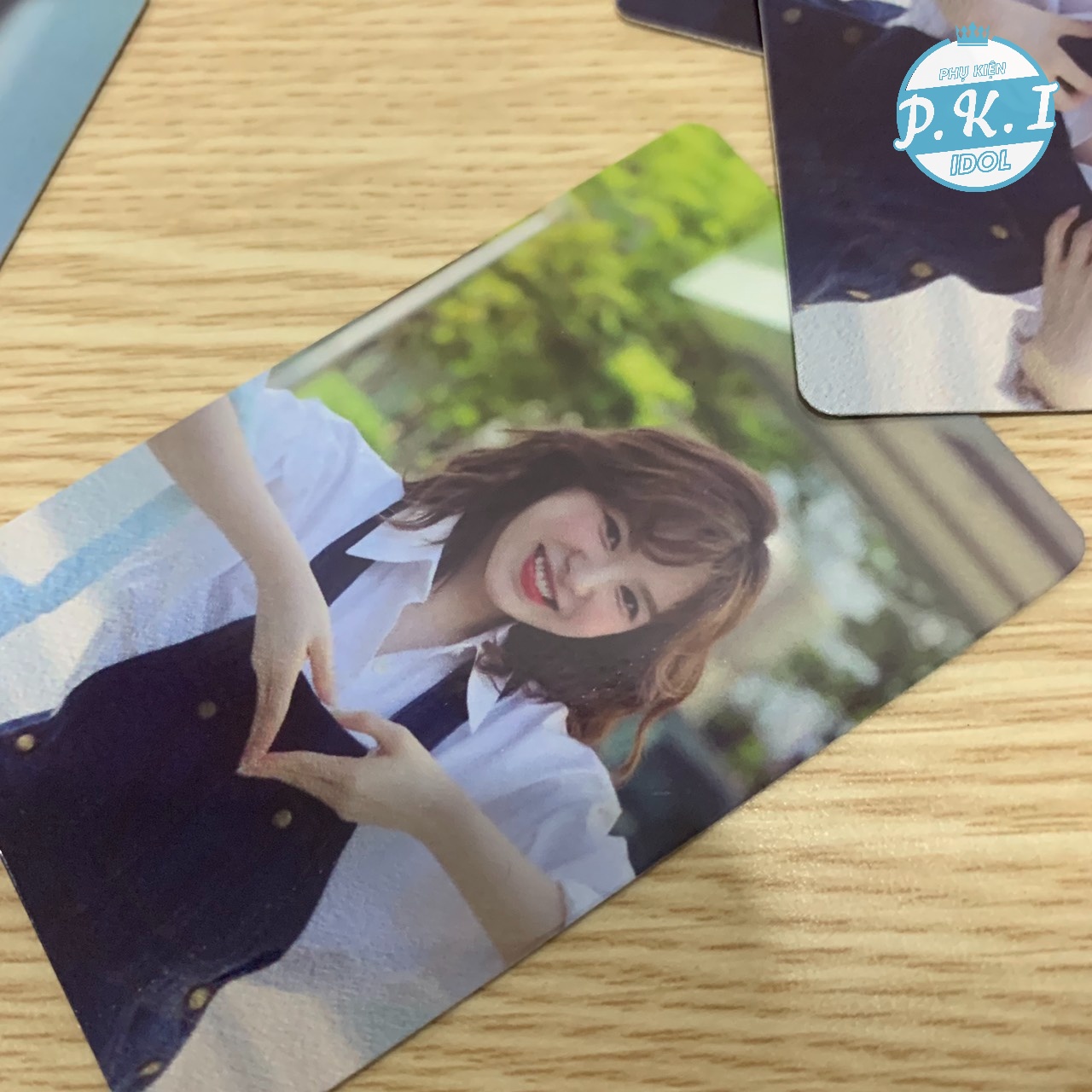 Bộ 9 Tấm Card Wendy Cười Tít Mắt Mới Nhất