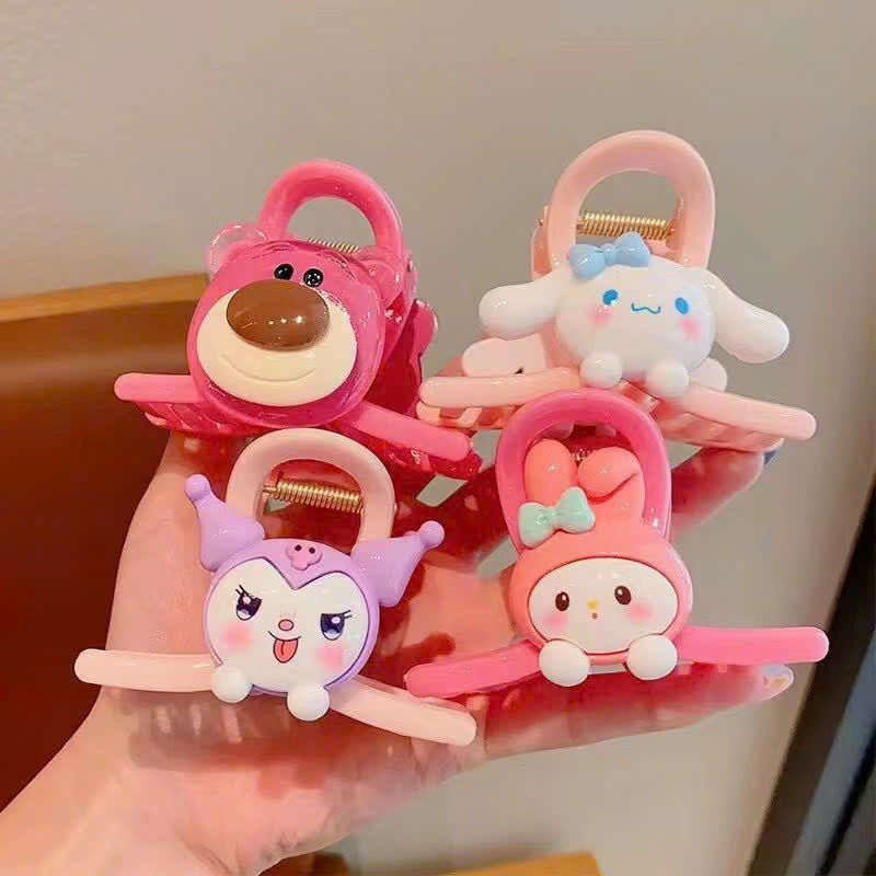Kẹp tóc càng cua cho bé hình gấu dâu cute