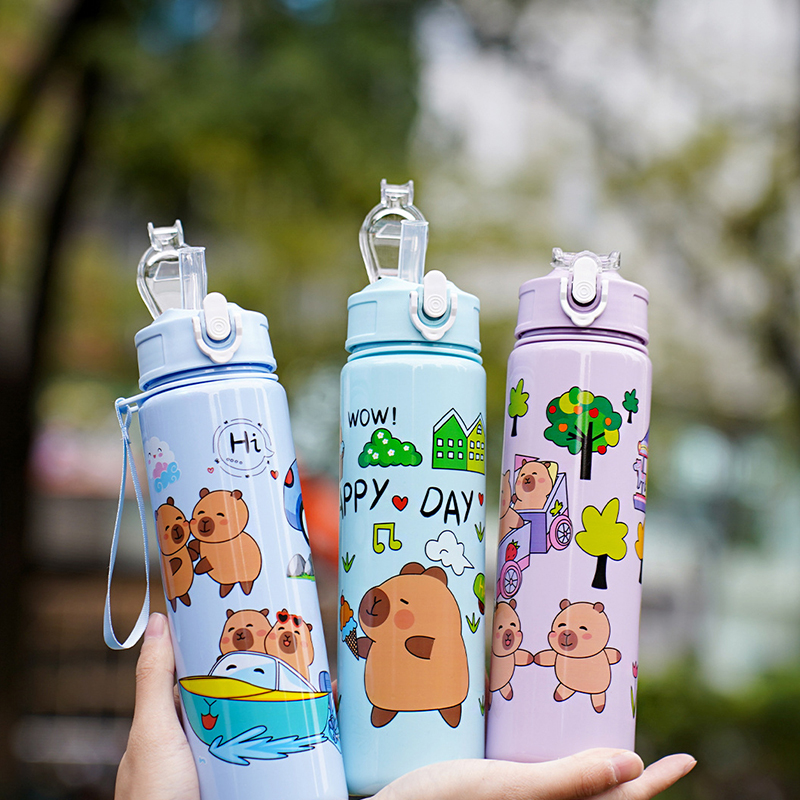 750ml%20Capibara%20Water%20Bottle%20Leakproof%20Cute%20Drink%20Bottle%20With%20Straw%20And%20Carry%20Strap%20For%20Outdoor%20Camping%20Sports%20&%20Fitness%20BPA%20Free%20-%20Image%202