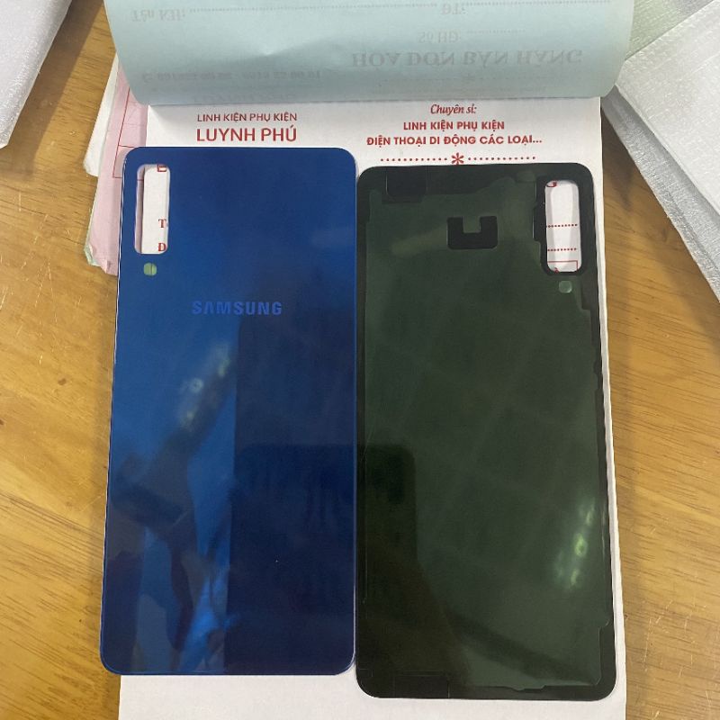 Nắp lưng samsung a7 2018 a750 bao test