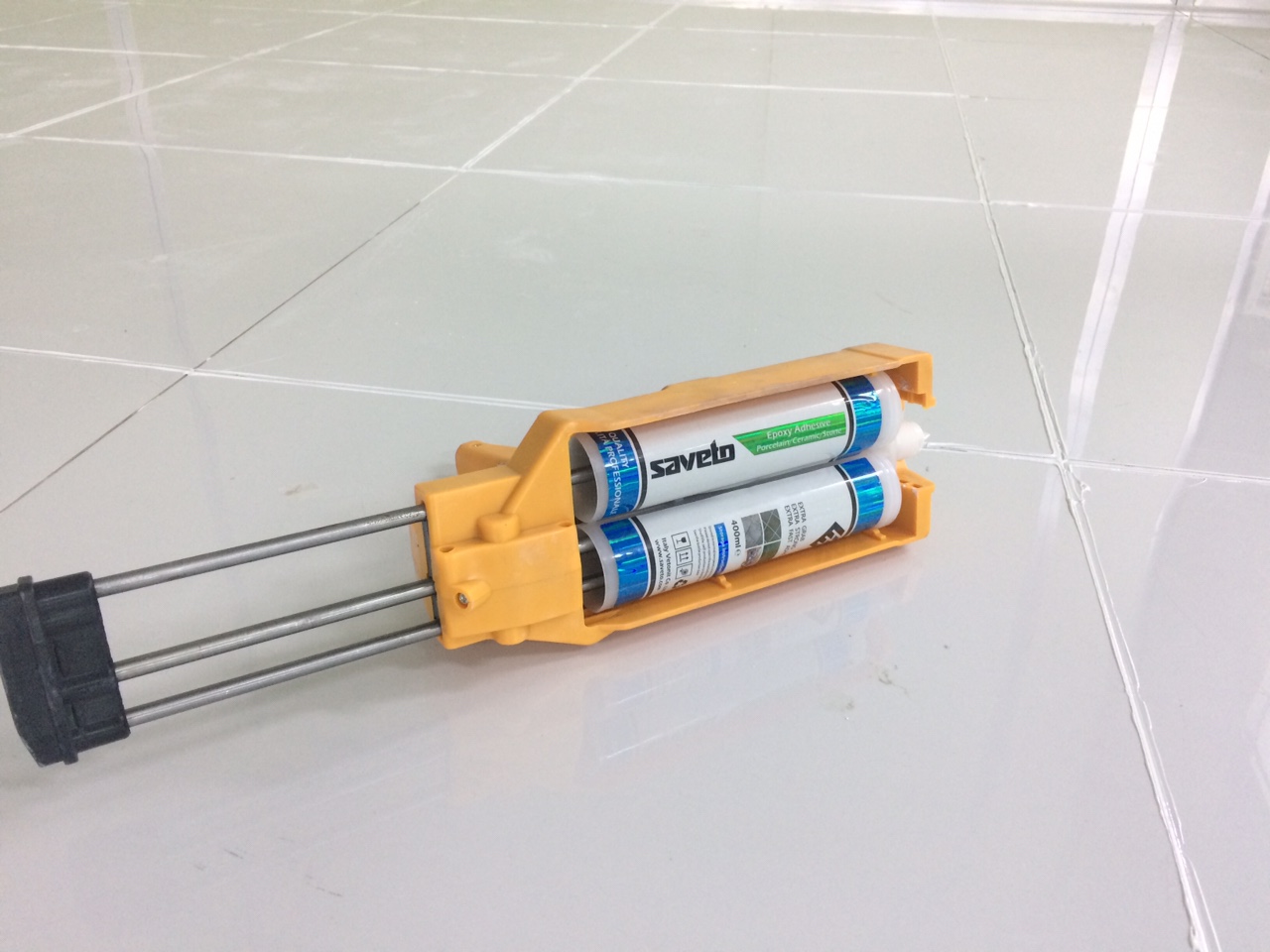 Dụng cụ bơm keo Saveto -Keo 2 thành phần