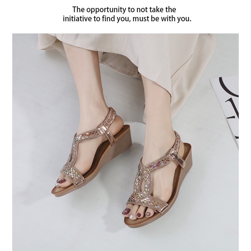 Giày Sandal Đế Xuồng Thời Trang Cho Nữ