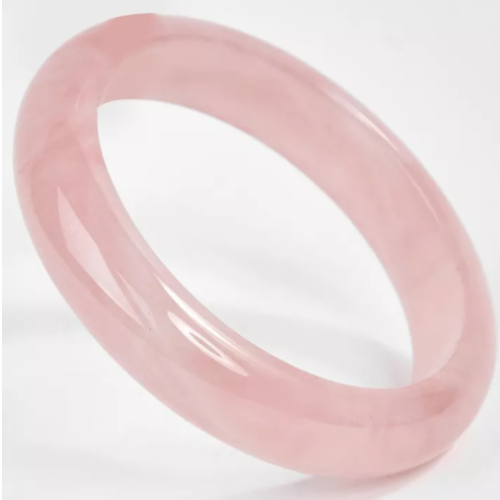 Vòng tay thạch anh hồng thiên nhiên size 54-58mm ,có tư vấn.