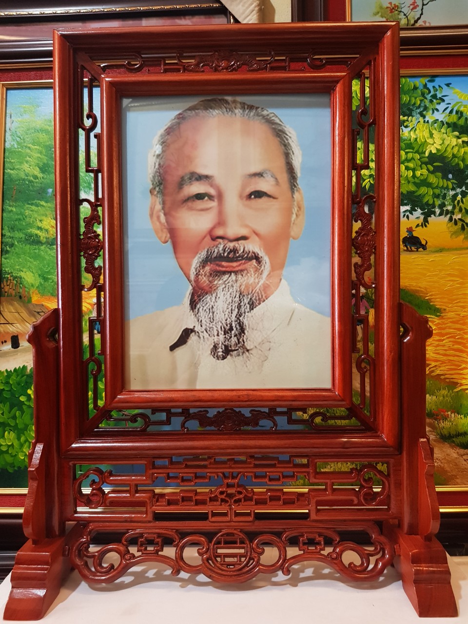 Khung ảnh thờ gỗ hương lào